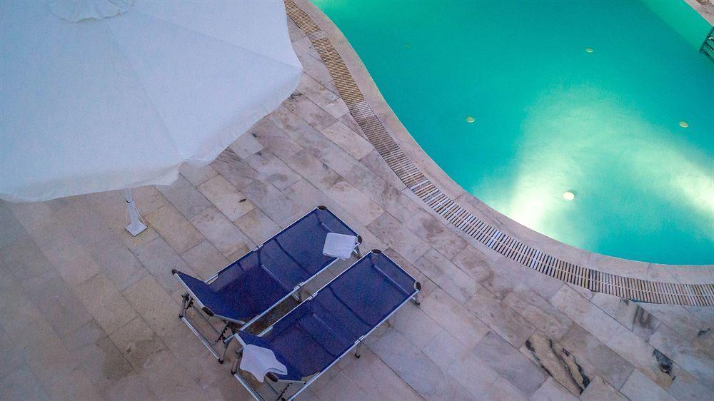 Monolithos Hotel Екстериор снимка